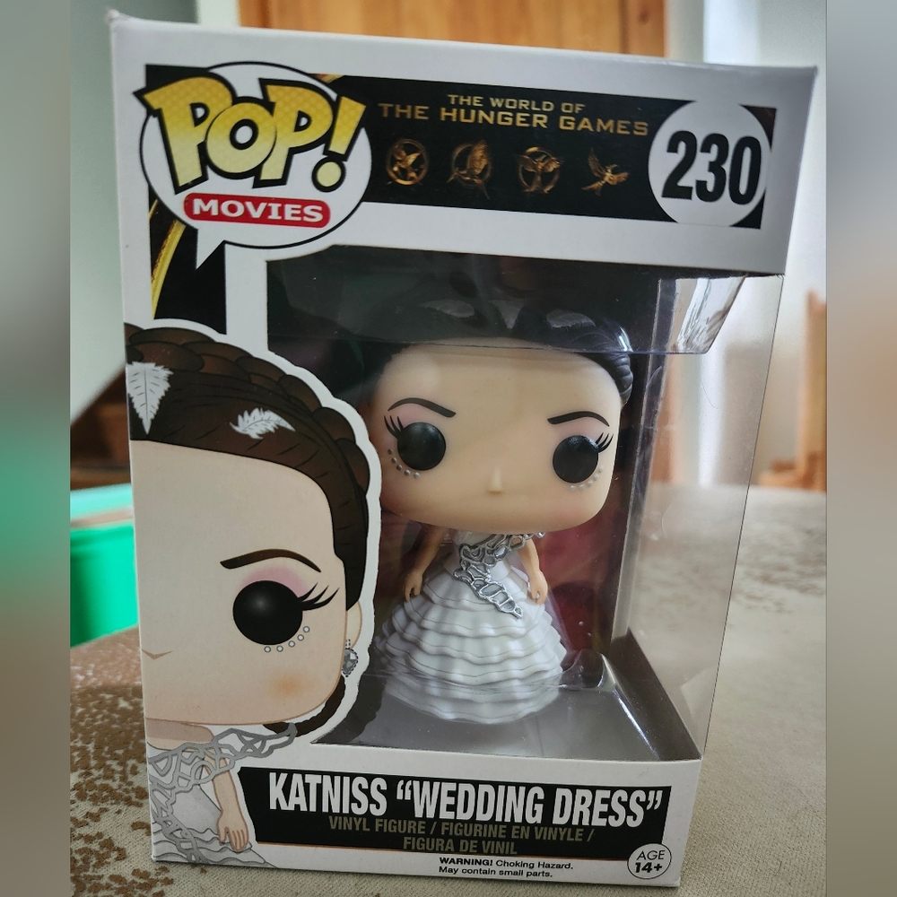 Funko POP Katniss "Wedding Dress"